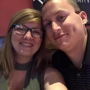 Meet your Posher, Aaron